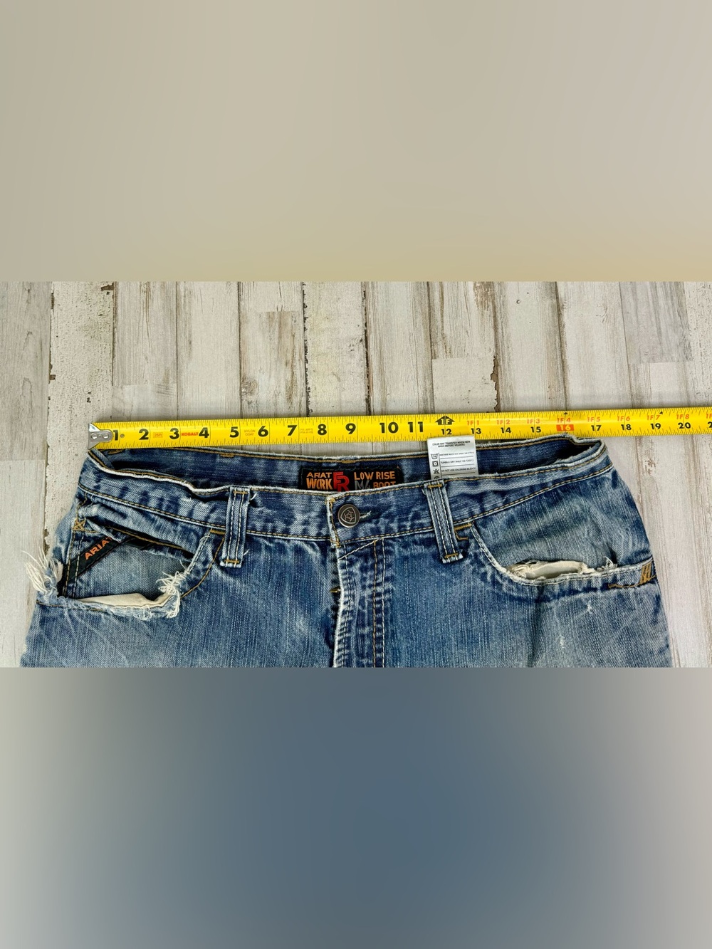 Ariat FR M4 Relaxed Boot Cut Jeans Mens 35x30 CAT 2 Flame Resistant Denim - Picture 5 of 10